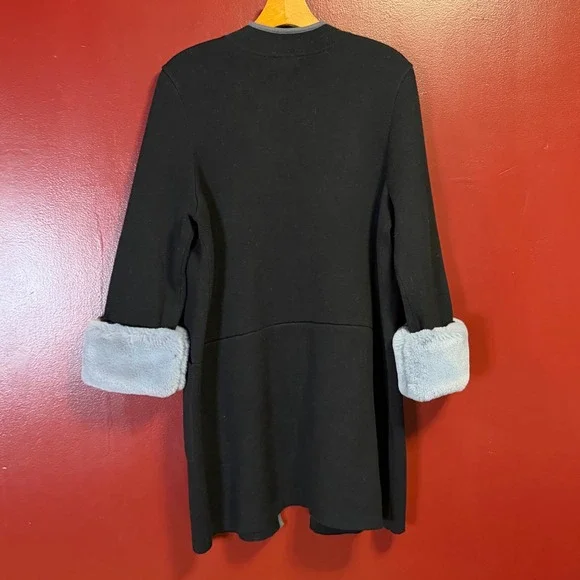 Alfani Longline Cardigan Black Fur Cuffs Size M Classic Mob Wife Chic Y2K - Picture 2 of 7